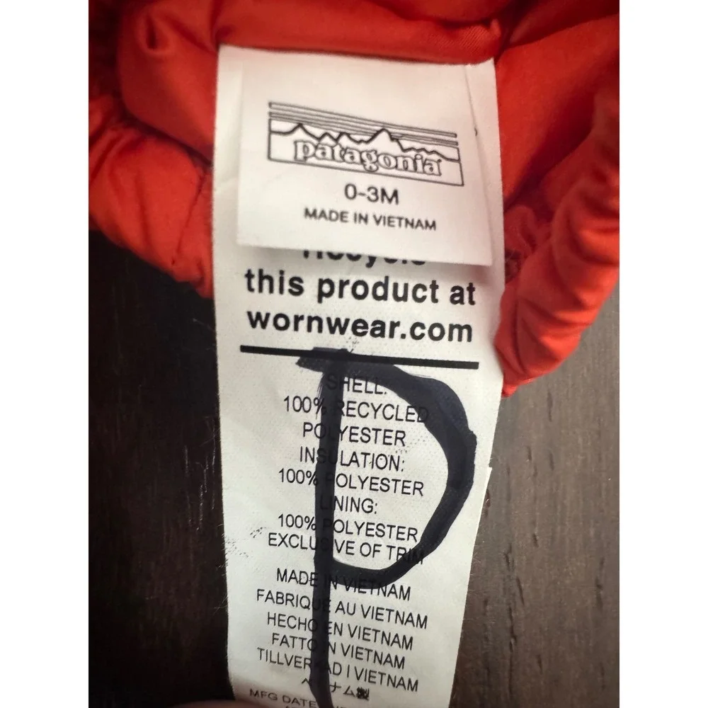 Patagonia Baby Puff Mitts Orange‎ Insulated Winter Mittens 0-3M 60552 NEW